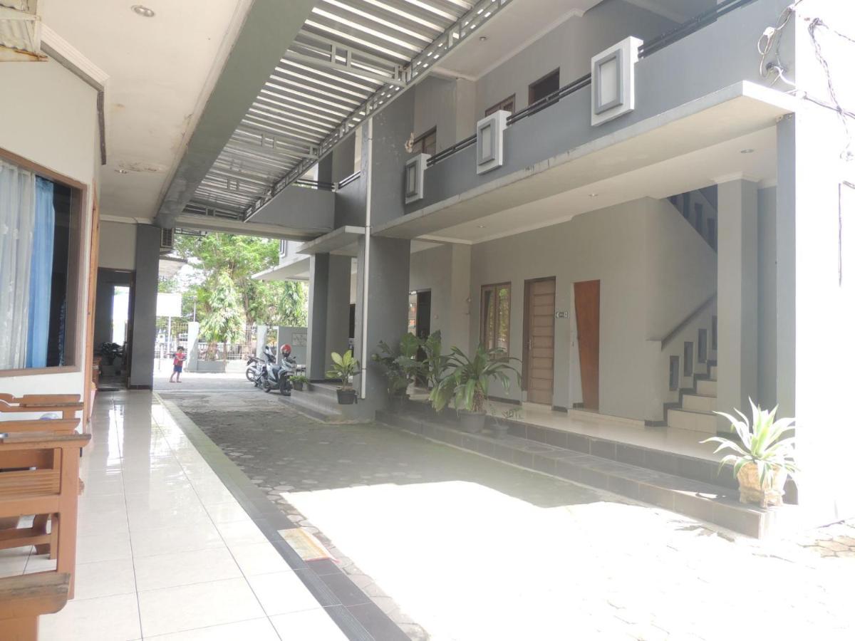 Hotel Sejahtera Kebumen Bagian luar foto