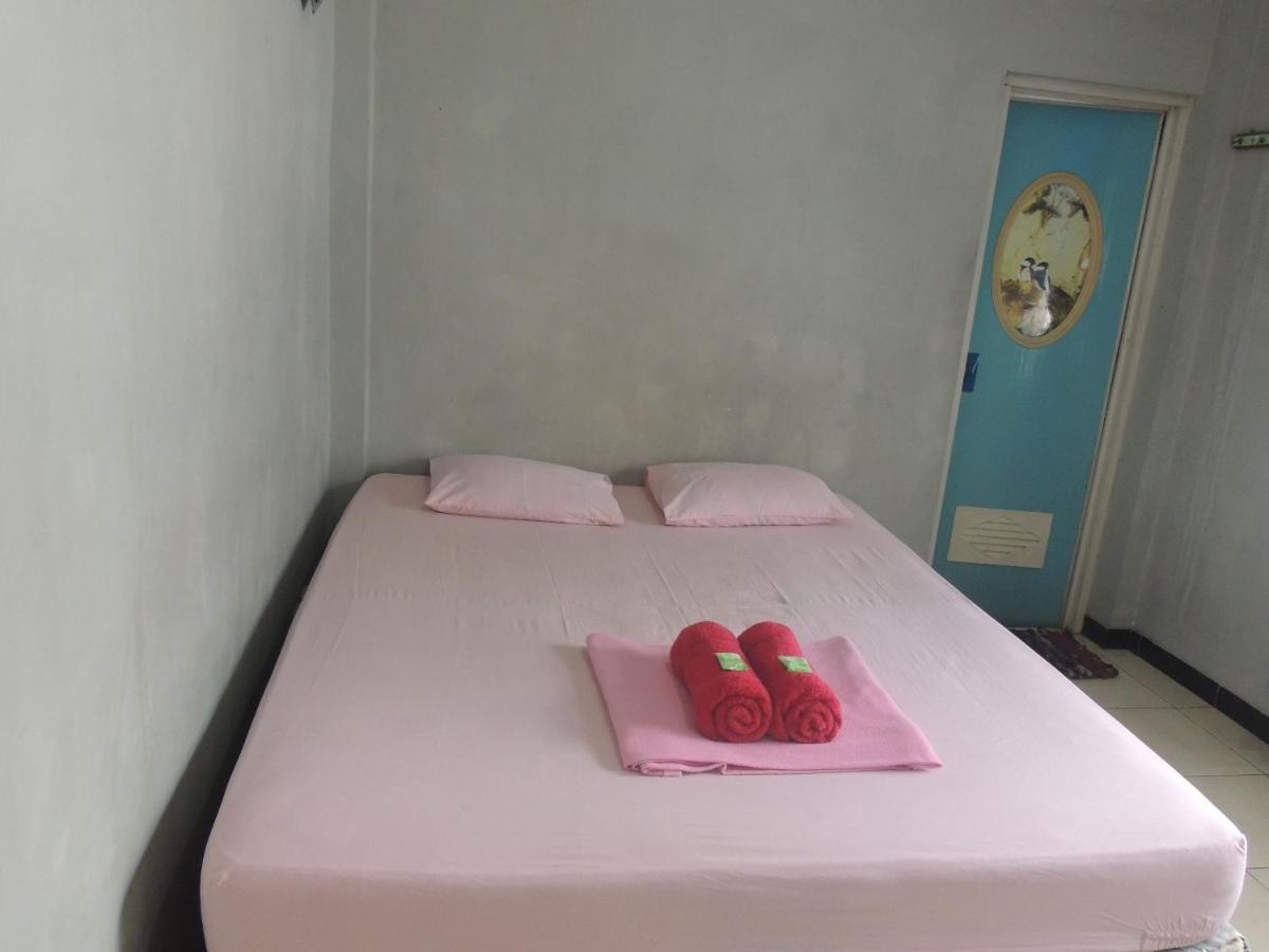 Hotel Sejahtera Kebumen Bagian luar foto