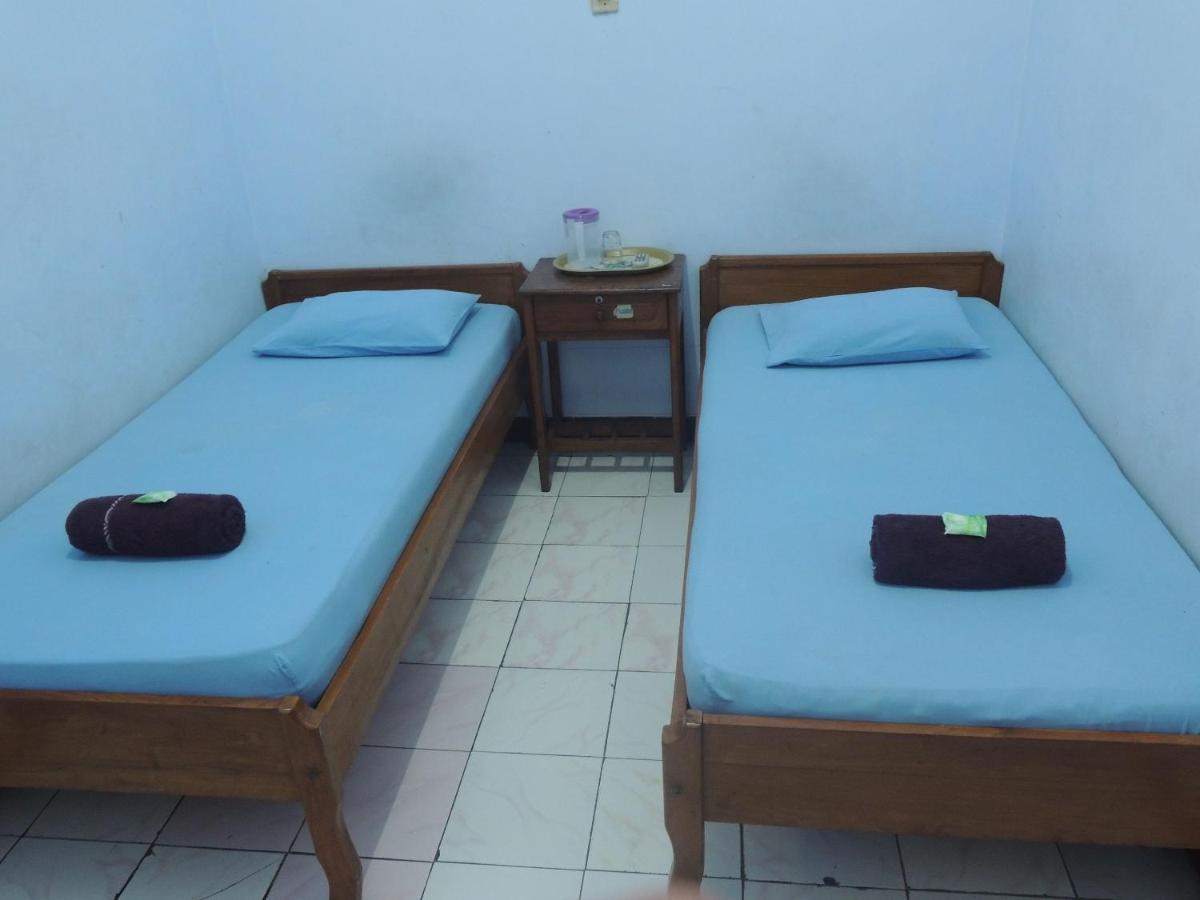 Hotel Sejahtera Kebumen Bagian luar foto