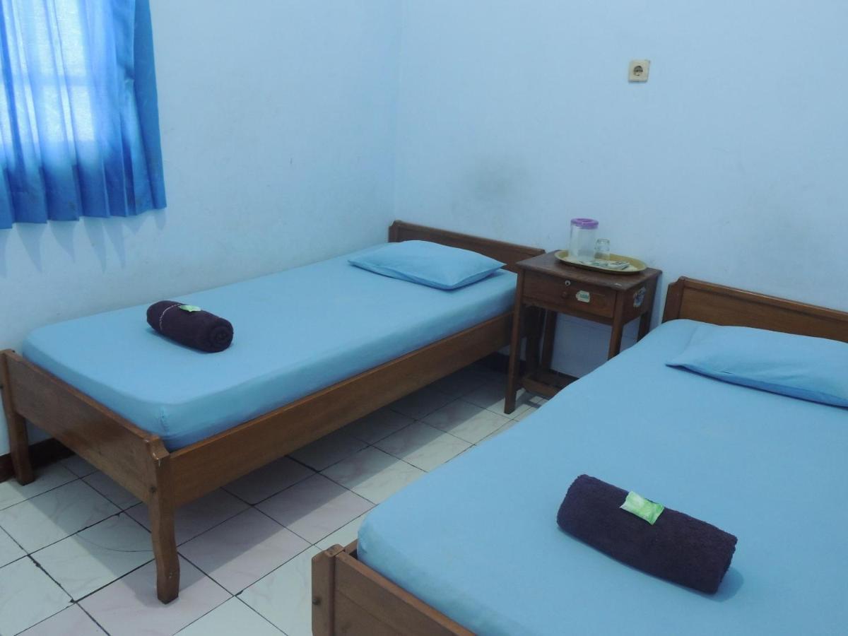 Hotel Sejahtera Kebumen Bagian luar foto