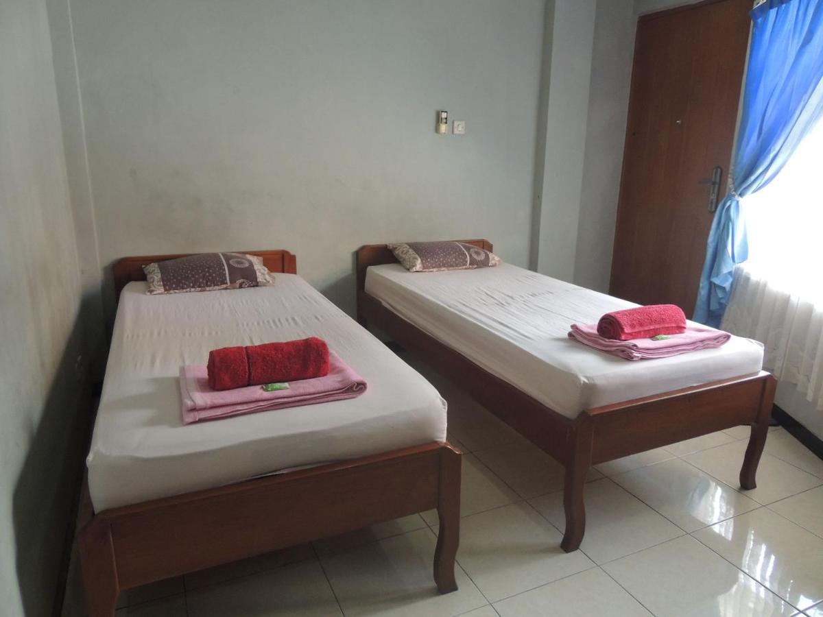 Hotel Sejahtera Kebumen Bagian luar foto